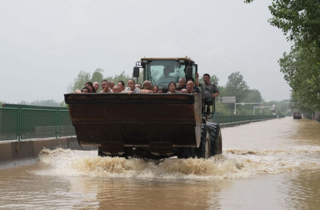 華北、黃淮等(deng)地抗擊汛情(qing)一線直擊