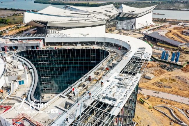 廣東廣(guǎng)州:國際金(jīn)融論壇會(huì)址建設如(ru)火如荼