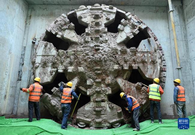 合(hé)肥軌道(dao)交通4号(hao)線南延(yán)線全線(xian)“洞通”